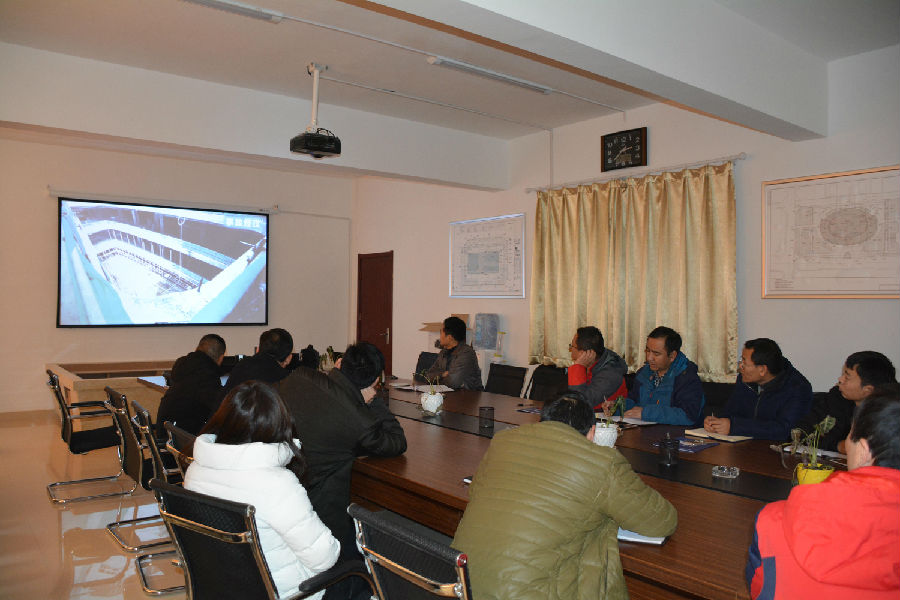 文博中心項目部開(kāi)展安全生產(chǎn)培訓及消防演練活動(dòng)