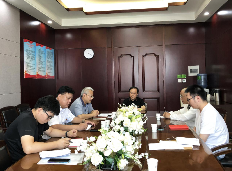 赫喆黨支部開(kāi)展“新中國建國以來(lái)工業(yè)化發(fā)展歷史進(jìn)程及現狀”專(zhuān)題黨課