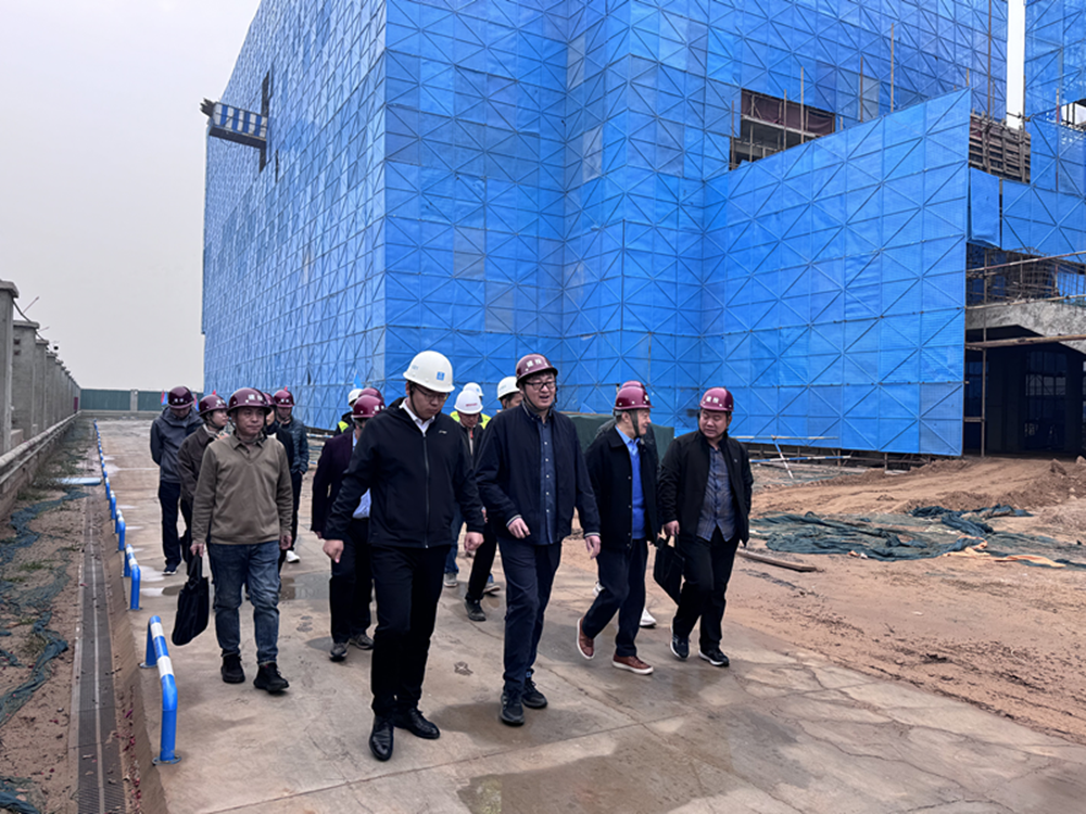 鄭州市建設投資集團有限公司黨委委員、紀委書(shū)記張煉帶隊調研六十七高項目建設